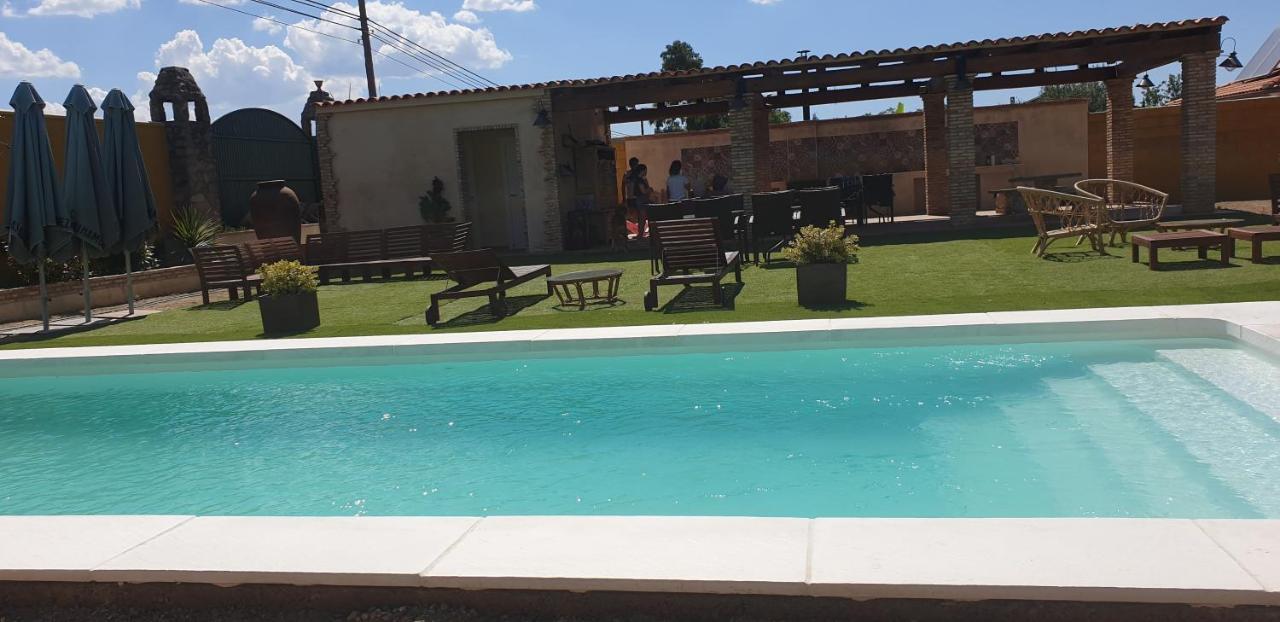 Malpartida de Cáceres Casa Rural La Piedra De Juana מראה חיצוני תמונה