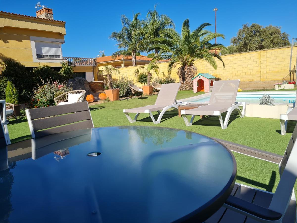 Malpartida de Cáceres Casa Rural La Piedra De Juana מראה חיצוני תמונה