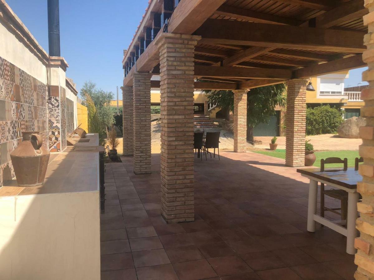 Malpartida de Cáceres Casa Rural La Piedra De Juana מראה חיצוני תמונה